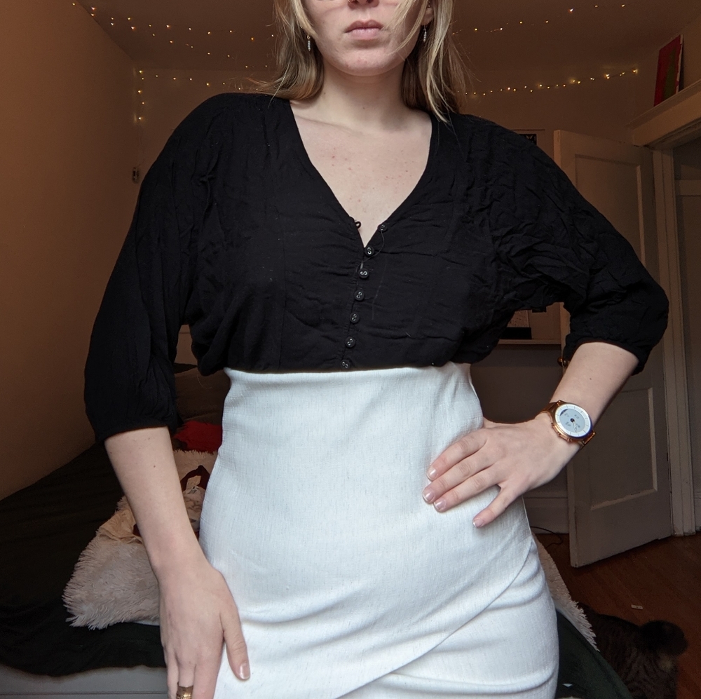 Batwing Button Up Blouse - Picture 2 of 2